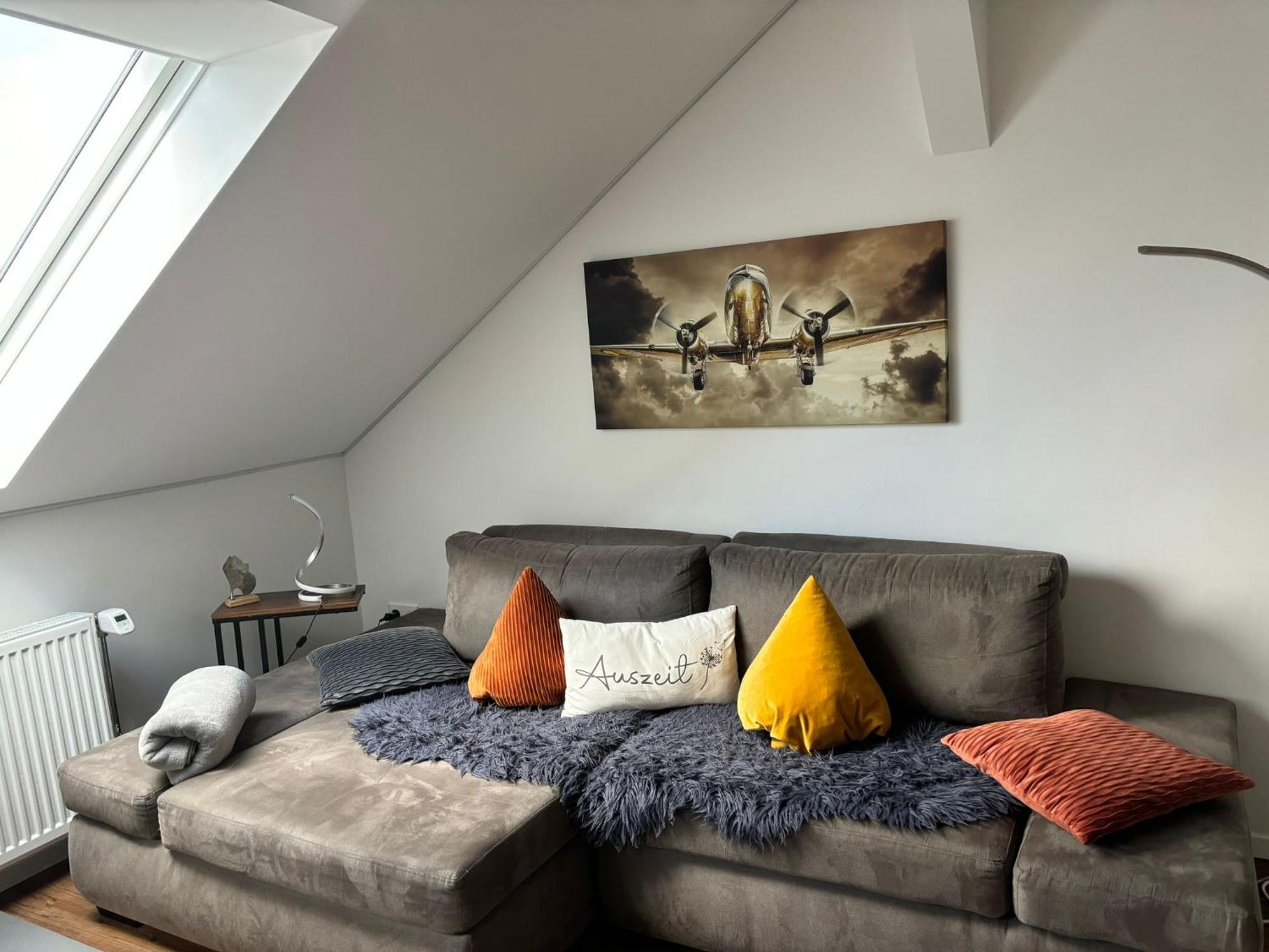 Auszeit2 Erfurt - Stilvolle Dachwohnung Mit Parkplatz - Zentrumsnah Экстерьер фото